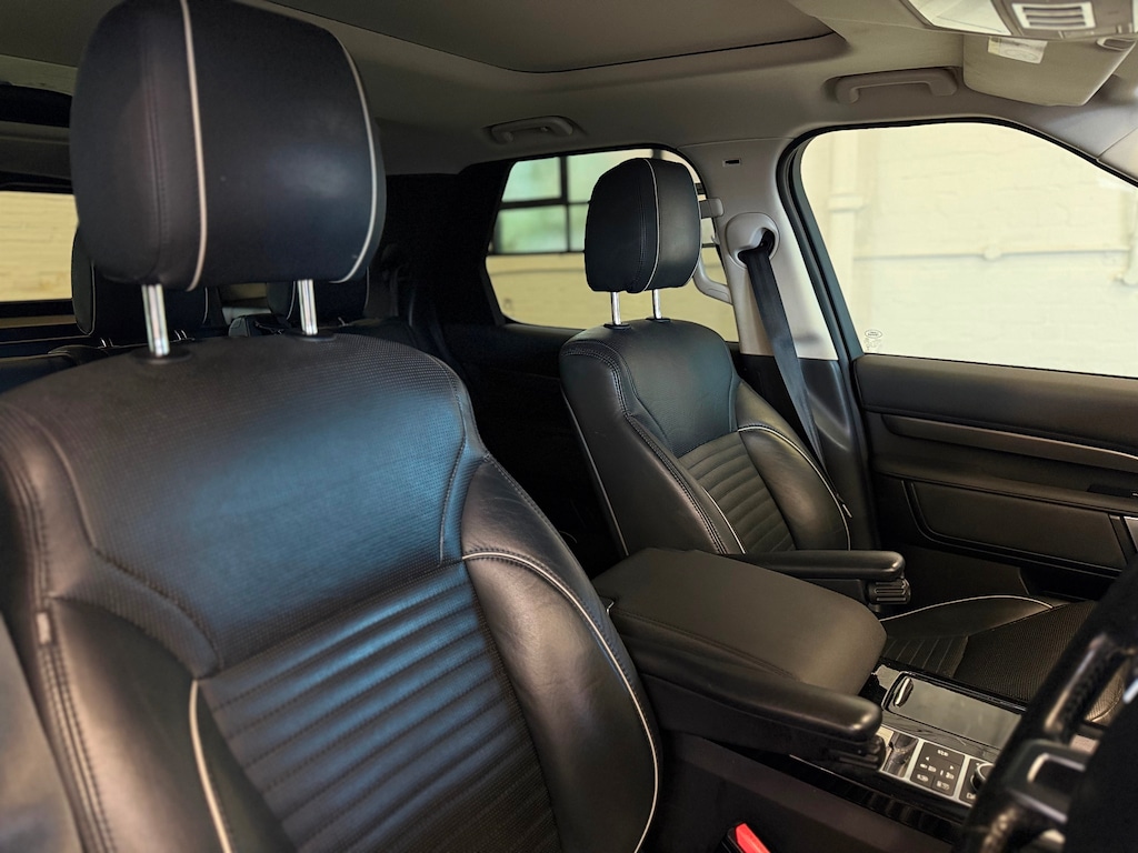 Used Land Rover Discovery 2017 for sale - 76361995: Photo 9