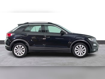 Used Volkswagen T-Roc 2018 for sale - 79393842: Photo
