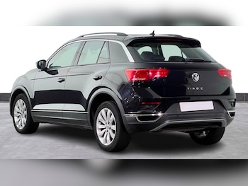 Used Volkswagen T-Roc 2018 for sale - 79393842: Photo