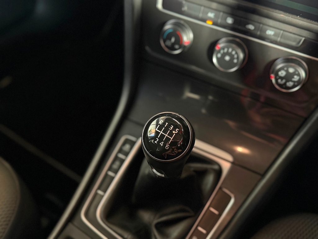 Used Volkswagen Golf 2017 for sale - 76603056: Photo 14