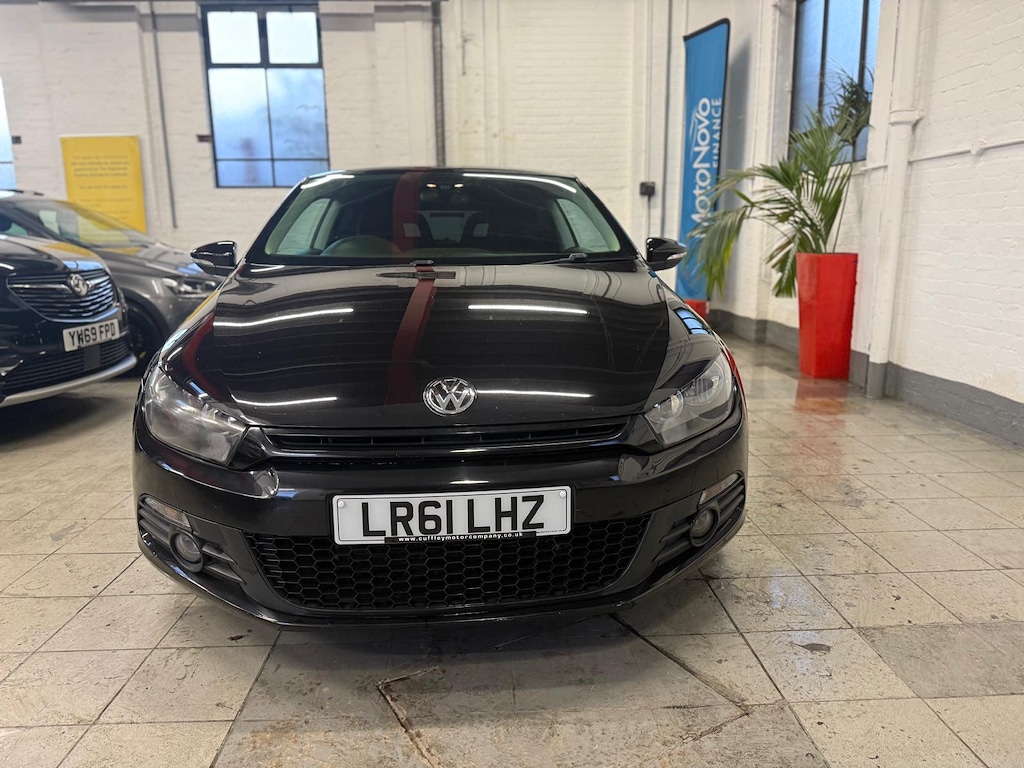 Used Volkswagen Scirocco 2011 for sale - 77010642: Photo 2