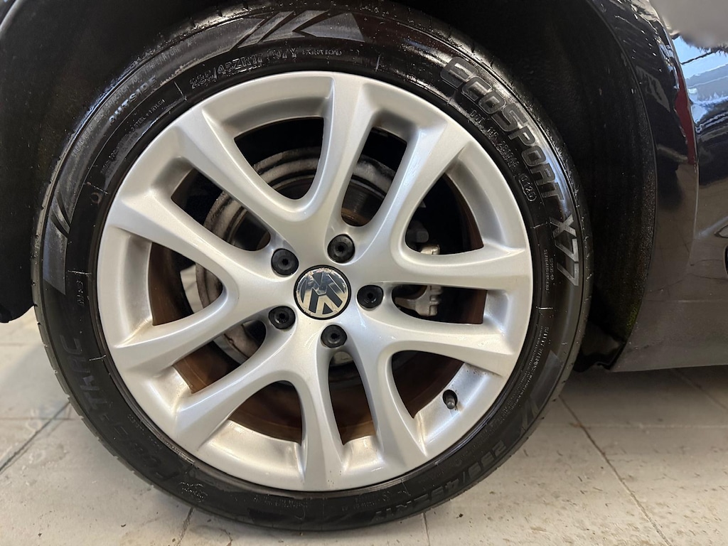 Used Volkswagen Scirocco 2011 for sale - 77010642: Photo 8