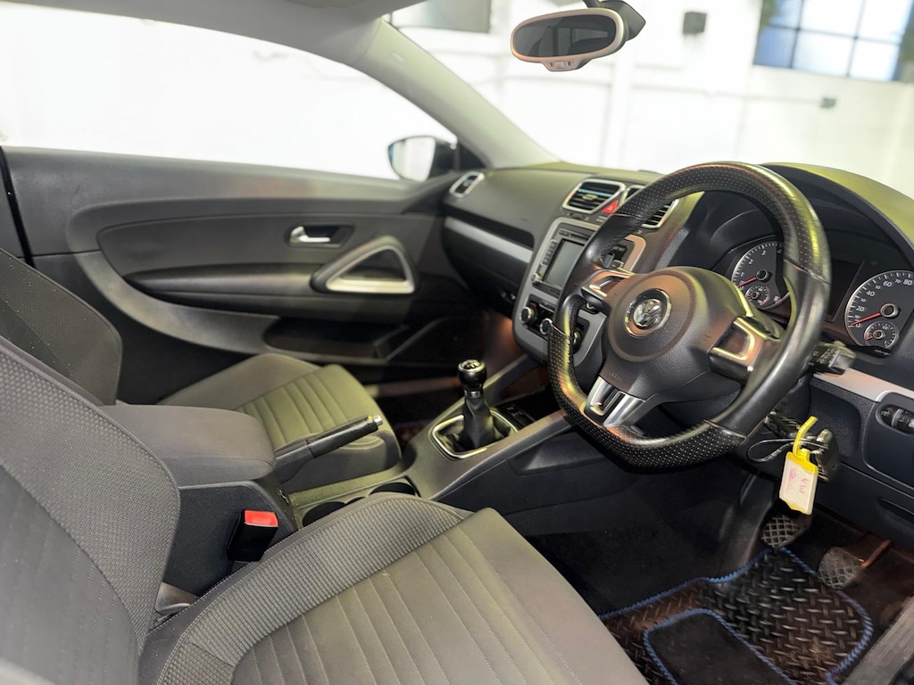 Used Volkswagen Scirocco 2011 for sale - 77010642: Photo 9