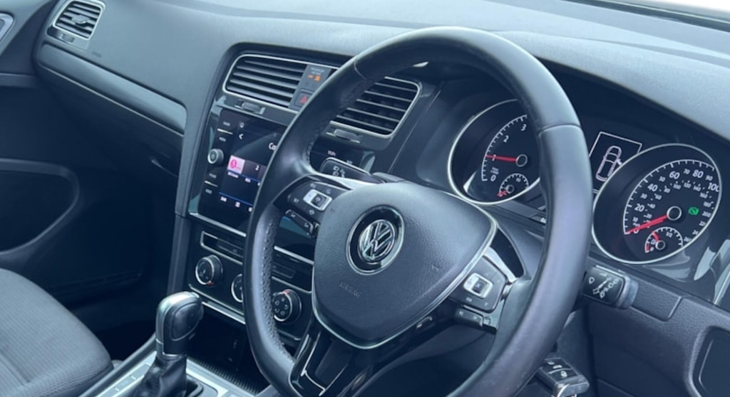 Used Volkswagen Golf 2019 for sale - 76532342: Photo 5