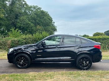 Used BMW X4 2017 for sale - 75570109: Photo