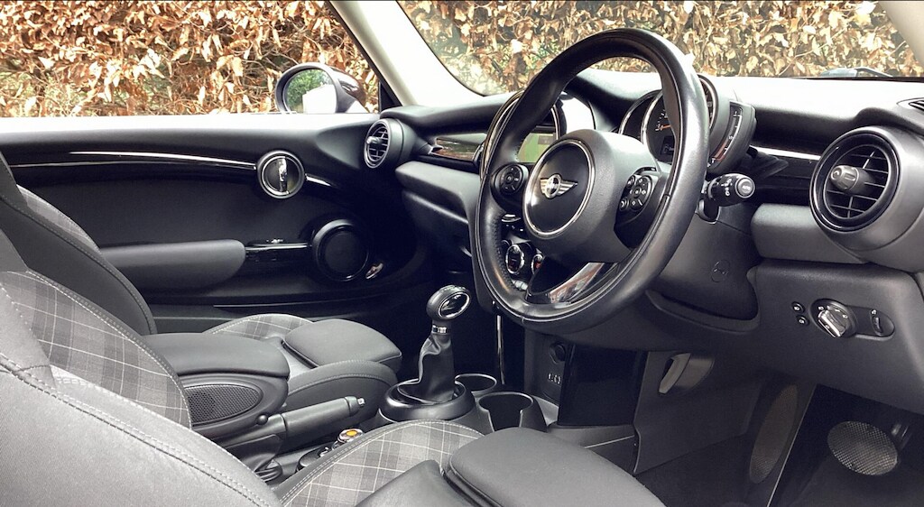 Used MINI Hatch 2017 for sale - 77965505: Photo 5