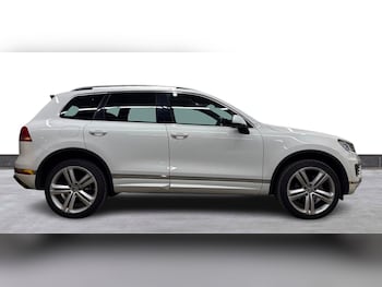Used Volkswagen Touareg 2017 for sale - 79045114: Photo