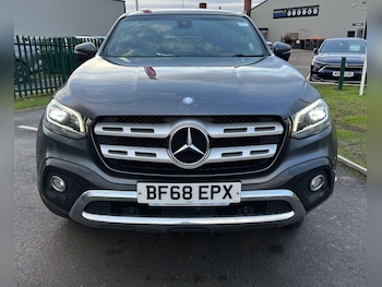 Used Mercedes-Benz X Class 2018 for sale - 77232413: Photo
