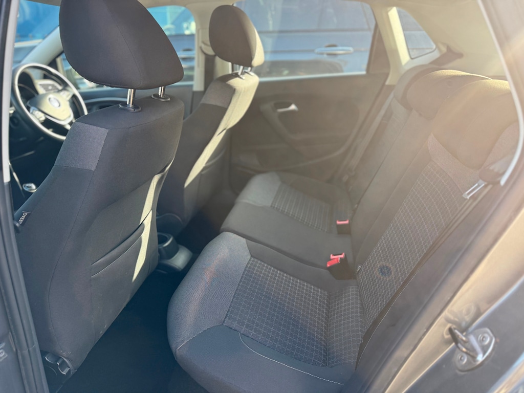 Used Volkswagen Polo 2015 for sale - 77778851: Photo 7