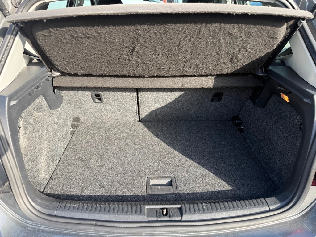 Used Volkswagen Polo 2015 for sale - 77778851: Photo 8