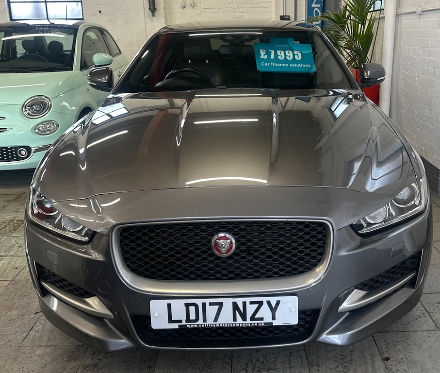 Used Jaguar XE 2017 for sale - 77877952: Photo 1
