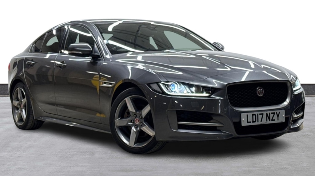 Used Jaguar XE 2017 for sale - 77877952: Photo 8