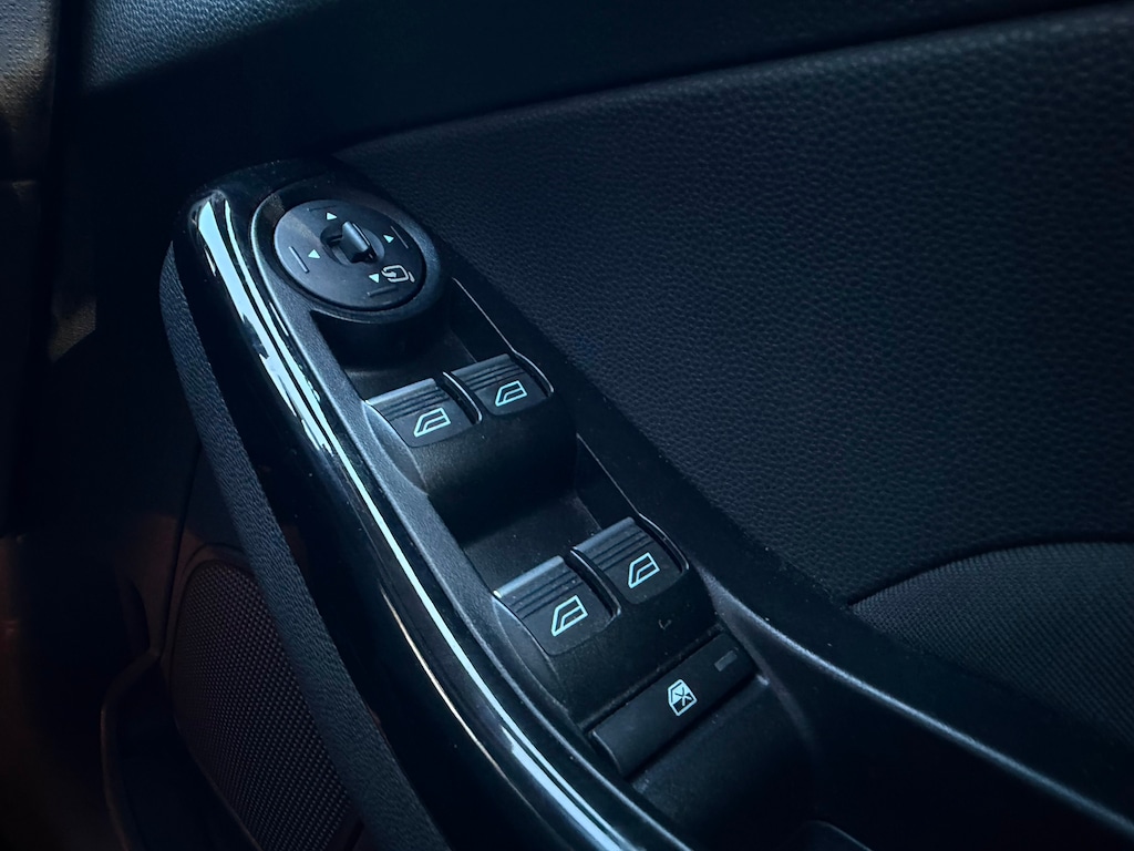 Used Ford Fiesta 2015 for sale - 76580400: Photo 18