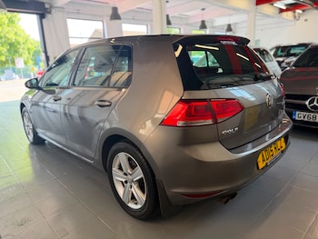 Used Volkswagen Golf 2015 for sale - 78791929: Photo