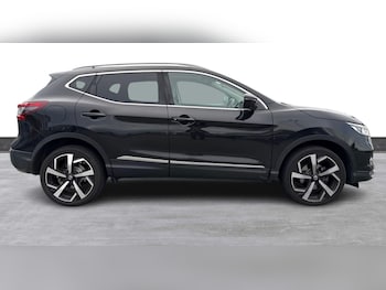 Used Nissan Qashqai 2018 for sale - 76532329: Photo