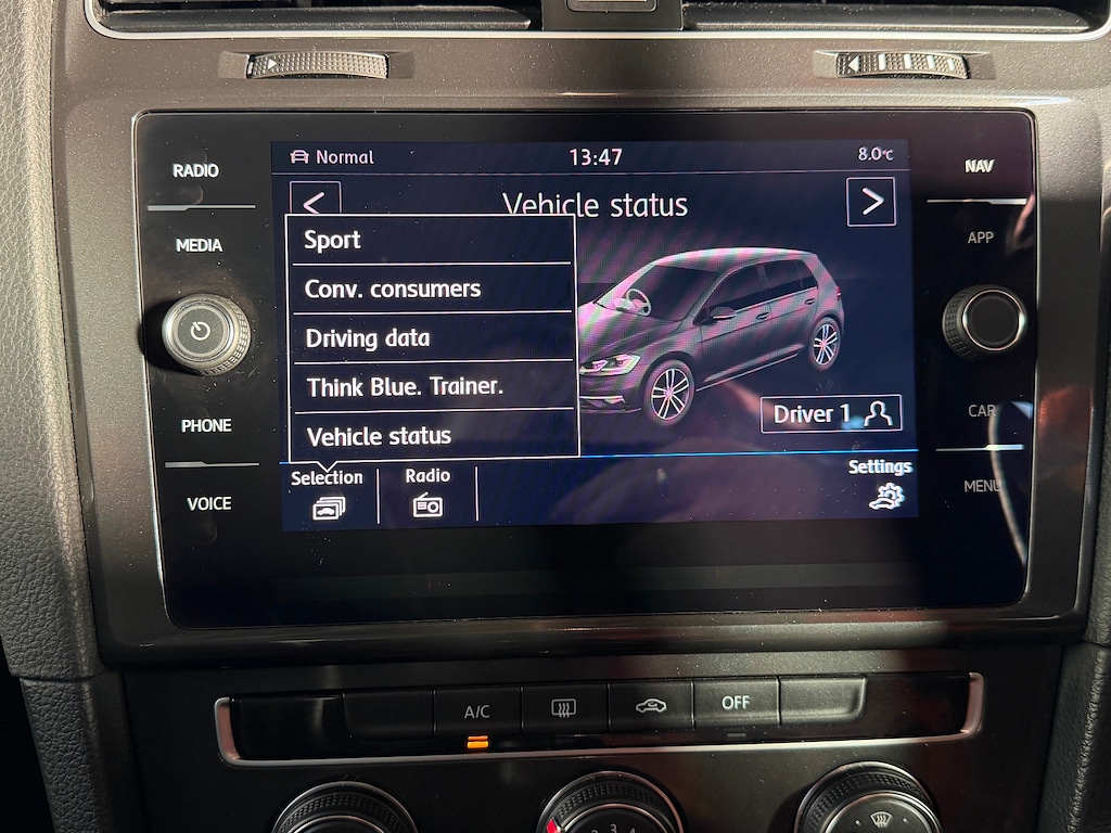 Used Volkswagen Golf 2017 for sale - 77877931: Photo 18