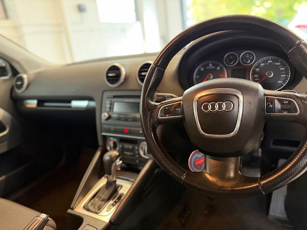 Used Audi A3 2010 for sale - 76312509: Photo 9