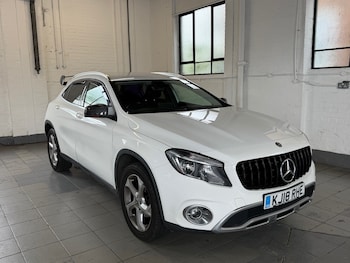 Mercedes-Benz - GLA