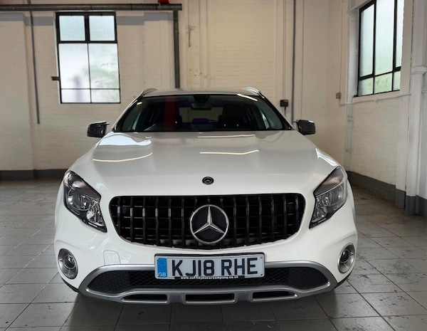 Used Mercedes-Benz GLA 2018 for sale - 76244687: Photo 2