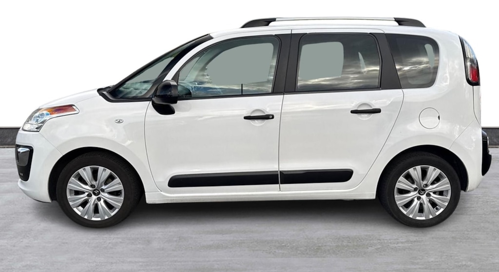 Used Citroen C3 Picasso 2017 for sale - 76393839: Photo 4