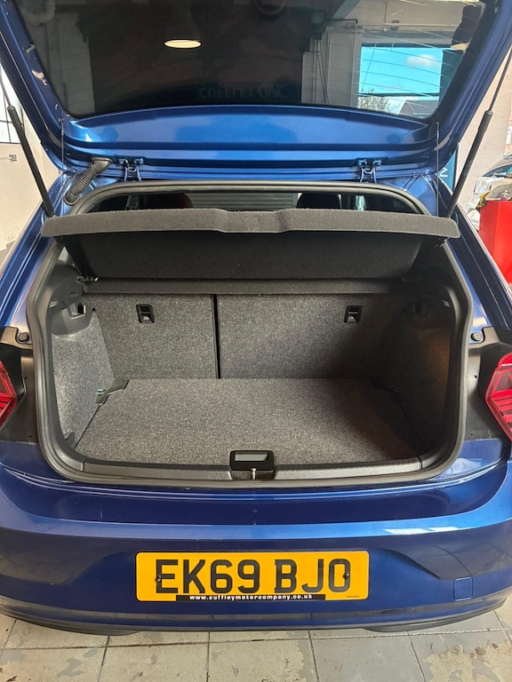 Used Volkswagen Polo 2019 for sale - 76442159: Photo 5