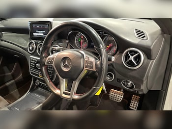 Used Mercedes-Benz GLA 2015 for sale - 77210751: Photo