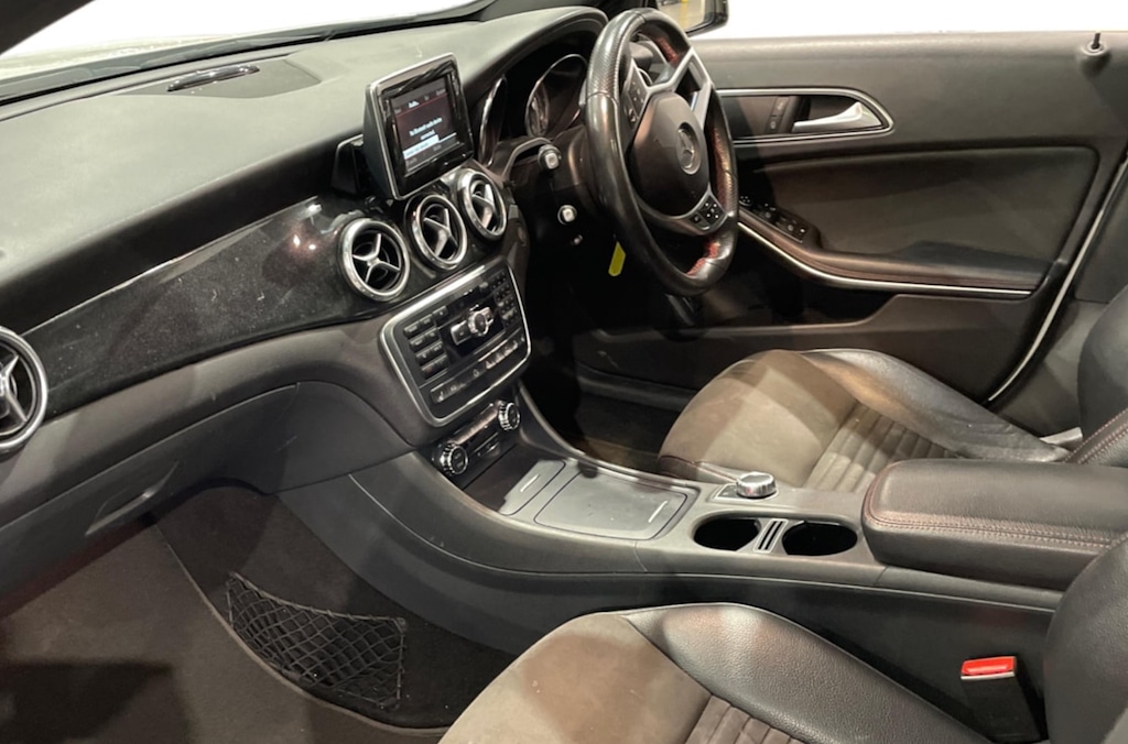 Used Mercedes-Benz GLA 2015 for sale - 77210751: Photo 4