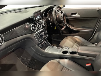 Used Mercedes-Benz GLA 2015 for sale - 77210751: Photo