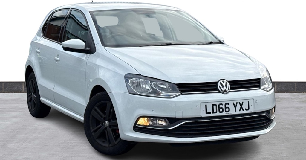 Used Volkswagen Polo 2016 for sale - 76366680: Photo 1