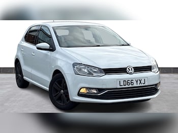 Used Volkswagen Polo 2016 for sale - 76366680: Photo