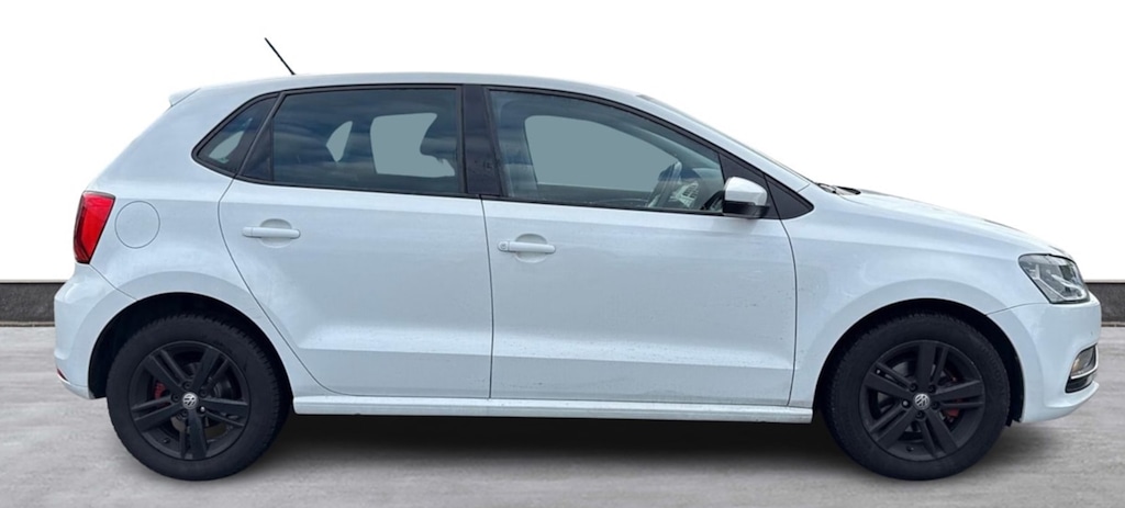 Used Volkswagen Polo 2016 for sale - 76366680: Photo 2