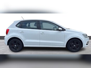 Used Volkswagen Polo 2016 for sale - 76366680: Photo