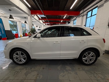 Used Audi Q3 2018 for sale - 76393821: Photo