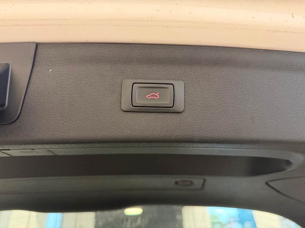 Used Audi Q3 2018 for sale - 76393821: Photo 8