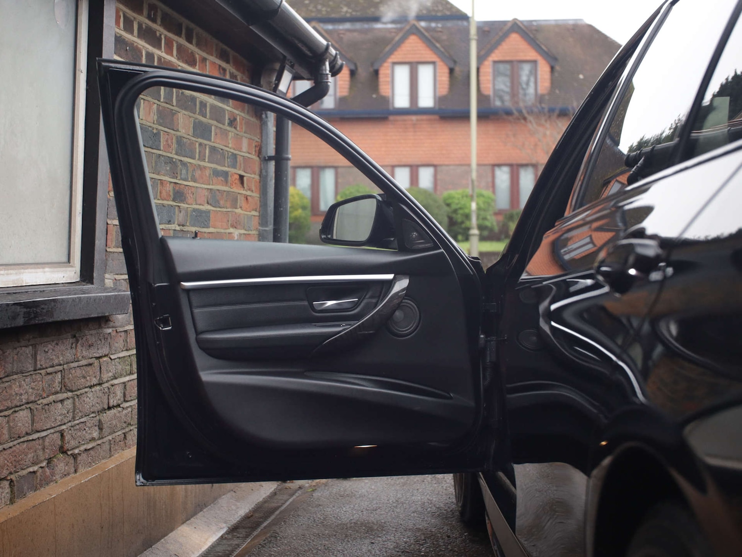 Used BMW 3 Series 2017 for sale - 77170834: Photo 32