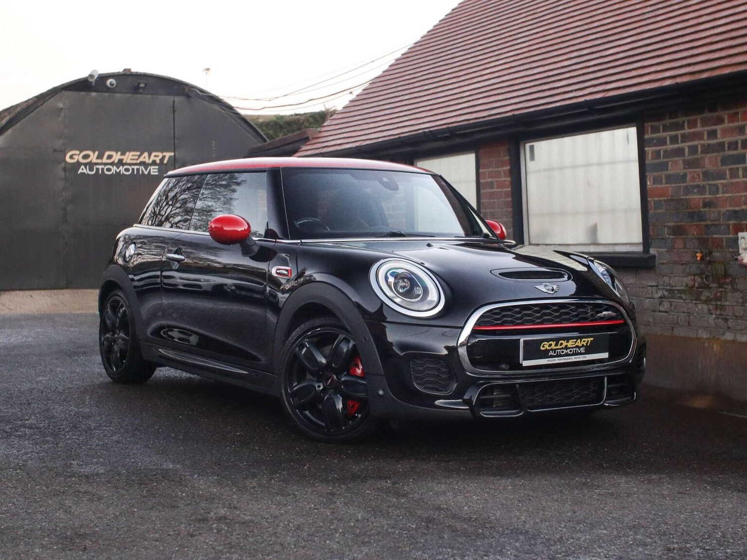 Used MINI Hatch 2016 for sale - 77096884: Photo 1