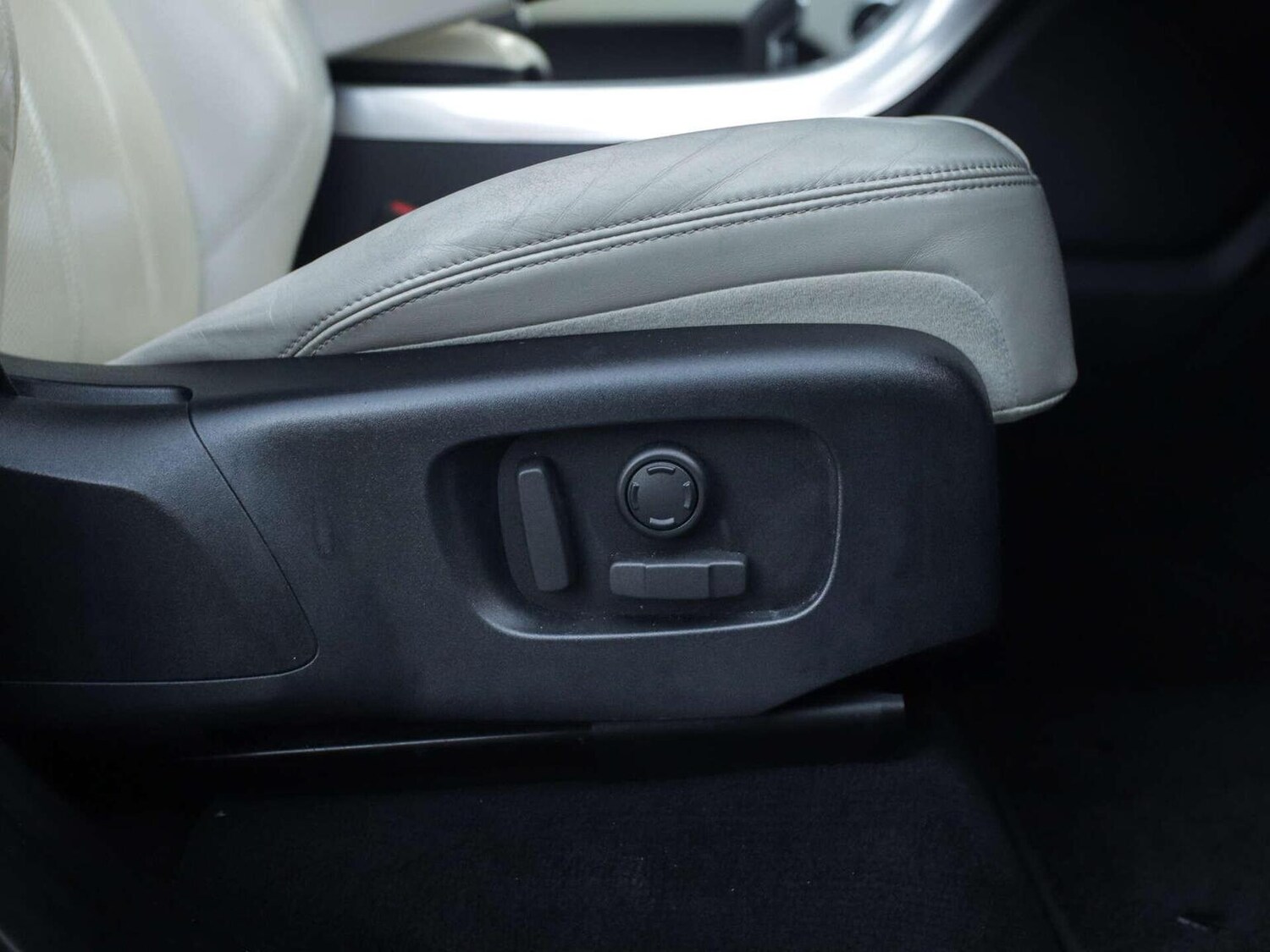 Used Land Rover Range Rover Sport 2019 for sale - 76794244: Photo 18