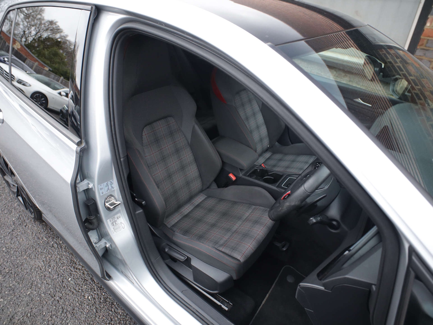 Used Volkswagen Golf 2021 for sale - 78011944: Photo 26