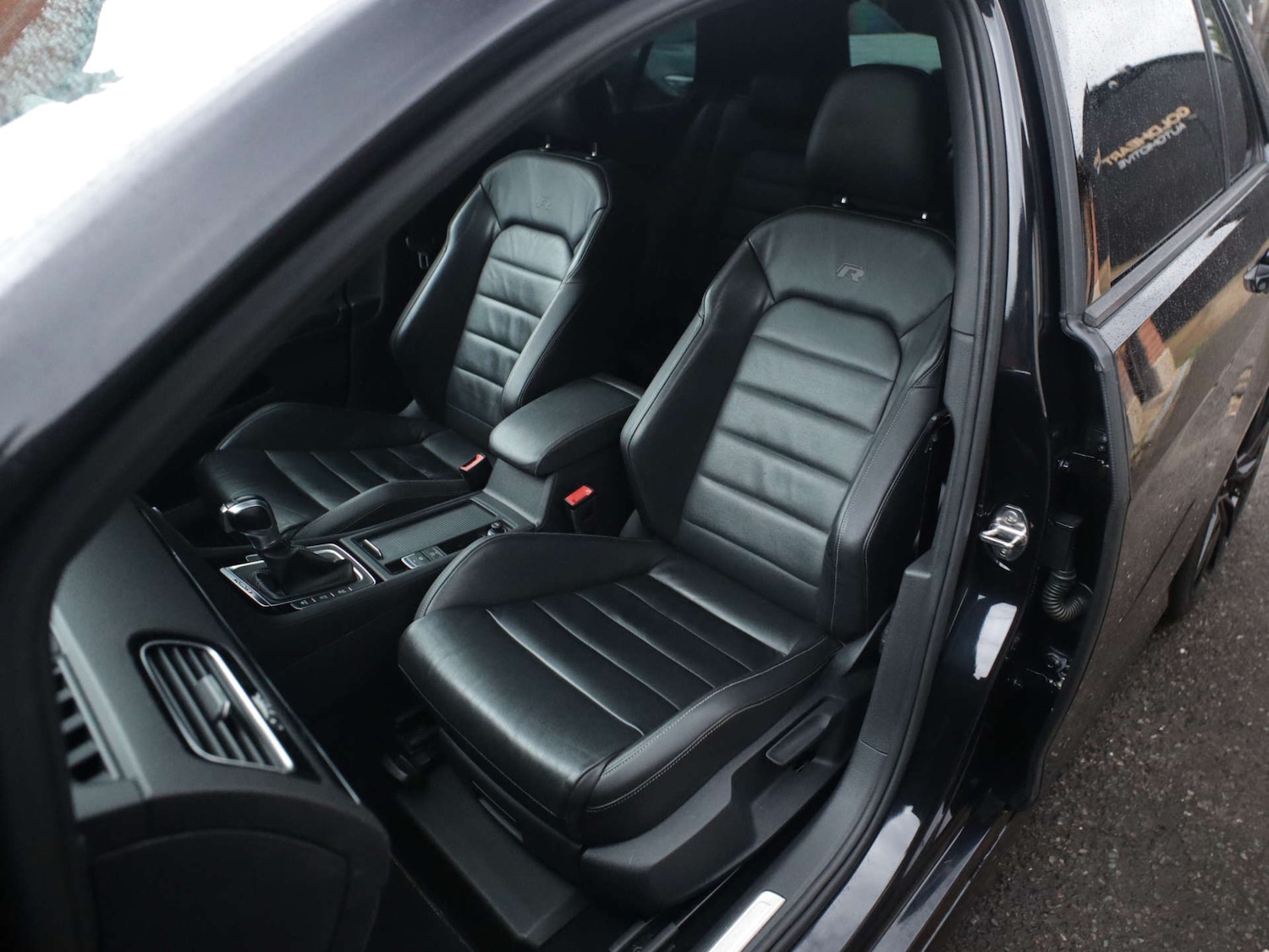 Used Volkswagen Golf 2017 for sale - 77170829: Photo 40