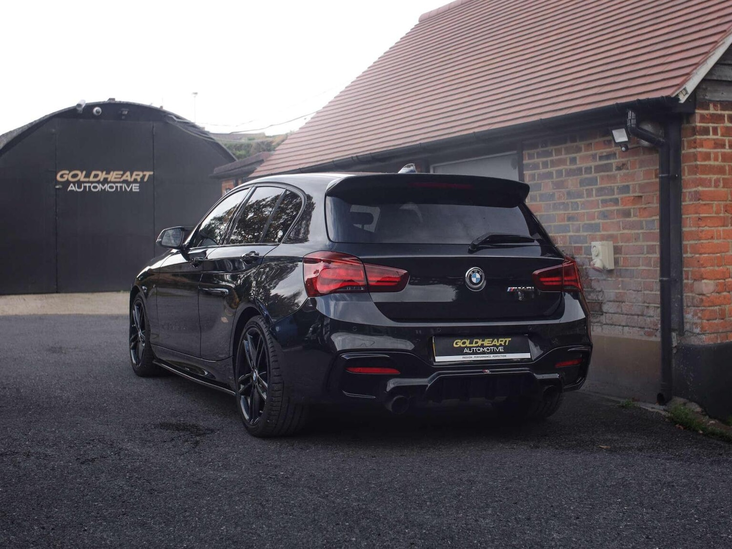 Used BMW 1 Series 2018 for sale - 76547902: Photo 2