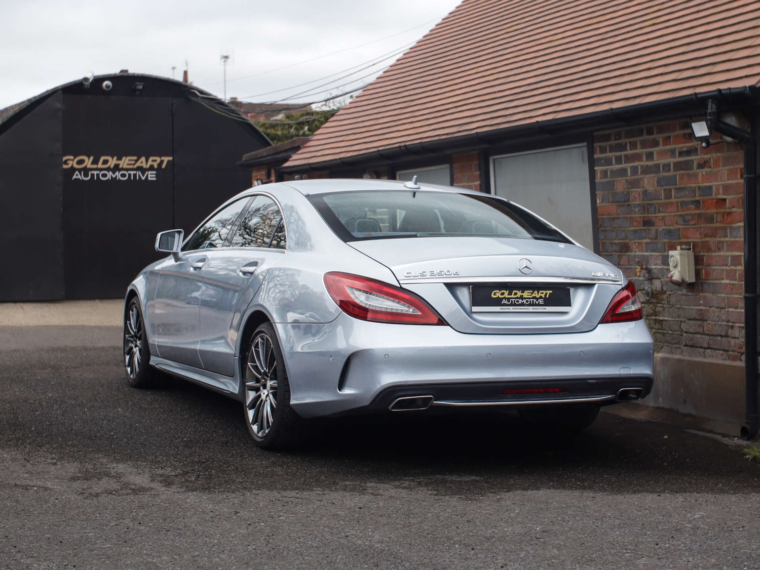 Used Mercedes-Benz CLS 2017 for sale - 78016384: Photo 2
