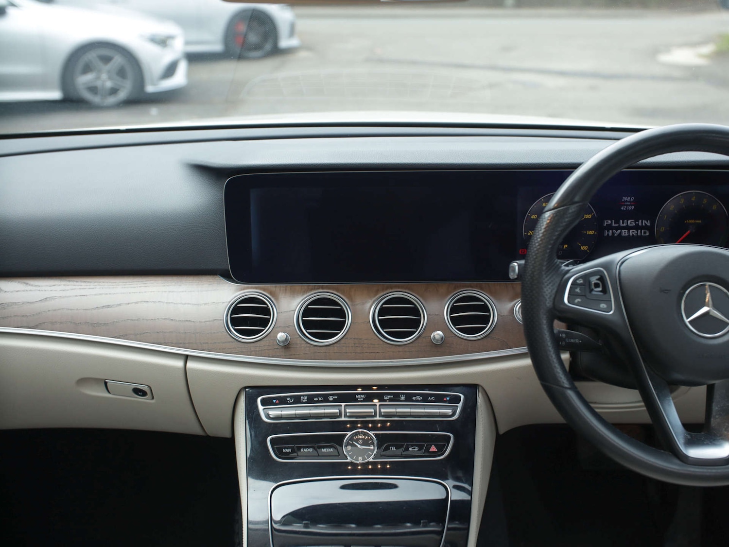 Used Mercedes-Benz E Class 2017 for sale - 77916399: Photo 20