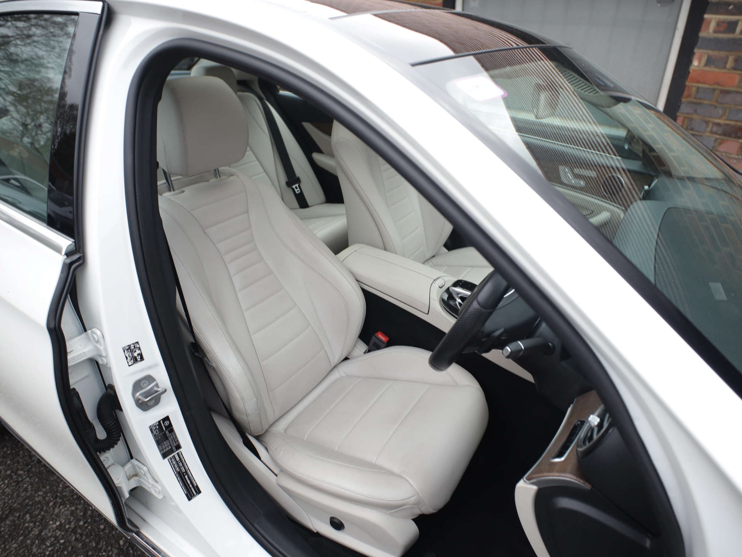 Used Mercedes-Benz E Class 2017 for sale - 77916399: Photo 26