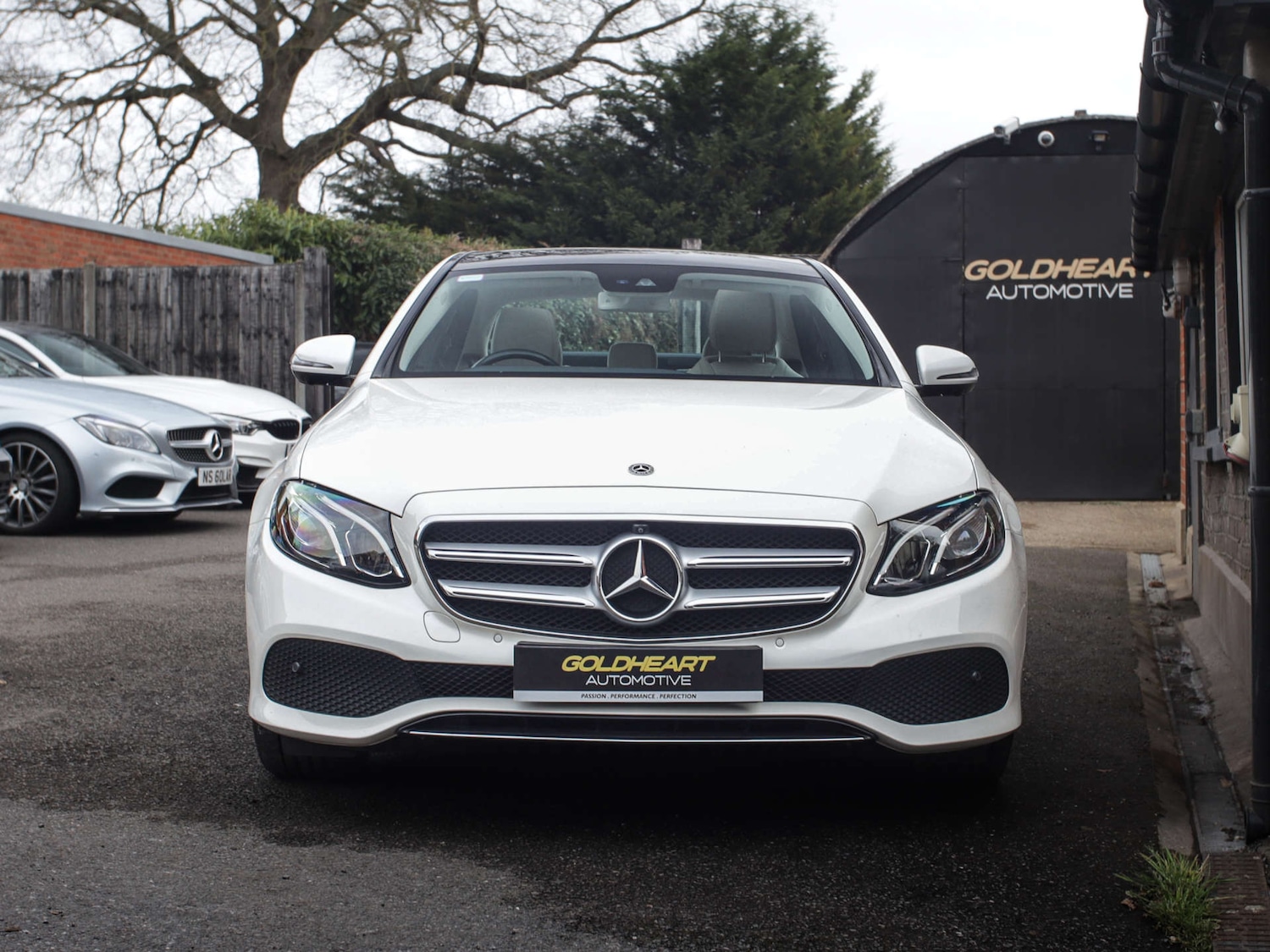 Used Mercedes-Benz E Class 2017 for sale - 77916399: Photo 4