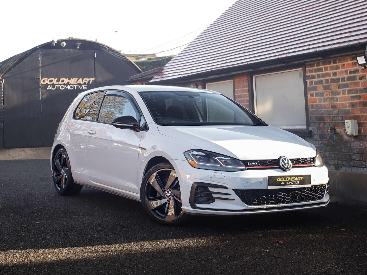 Used Volkswagen Golf 2018 for sale - 76785010: Photo 1