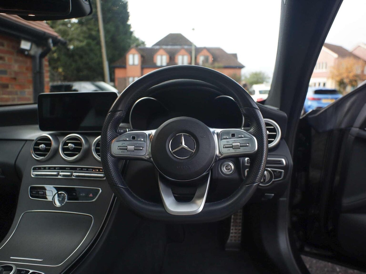 Used Mercedes-Benz C Class 2019 for sale - 76358226: Photo 20