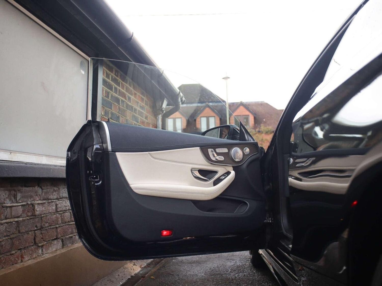 Used Mercedes-Benz C Class 2019 for sale - 76358226: Photo 27