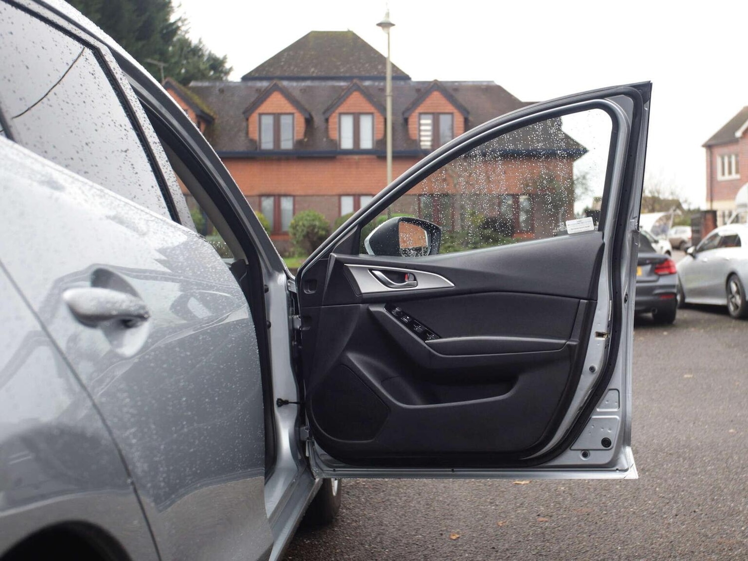 Used Mazda Mazda3 2017 for sale - 76891774: Photo 31