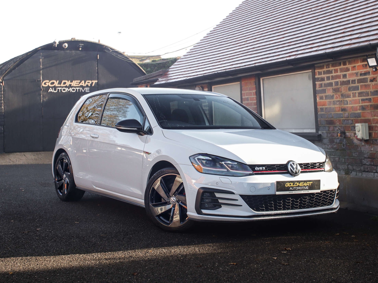 Used Volkswagen Golf 2018 for sale - 77170822: Photo 1