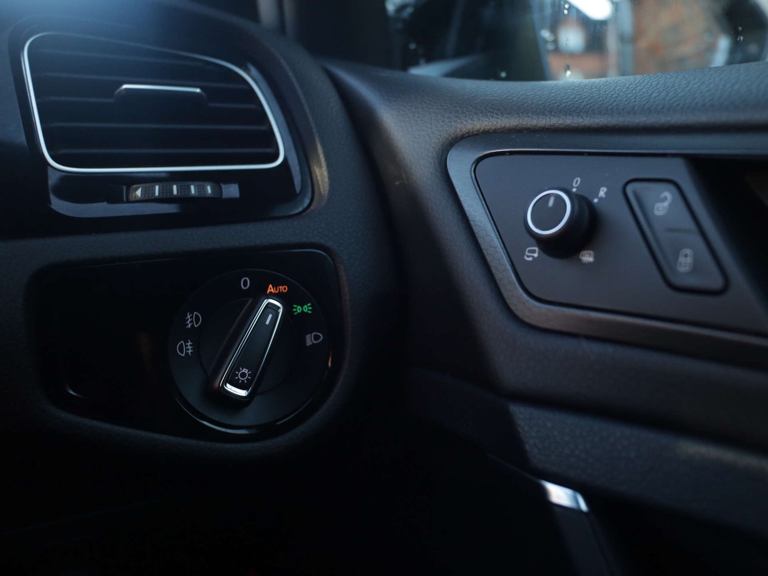 Used Volkswagen Golf 2018 for sale - 77170822: Photo 39